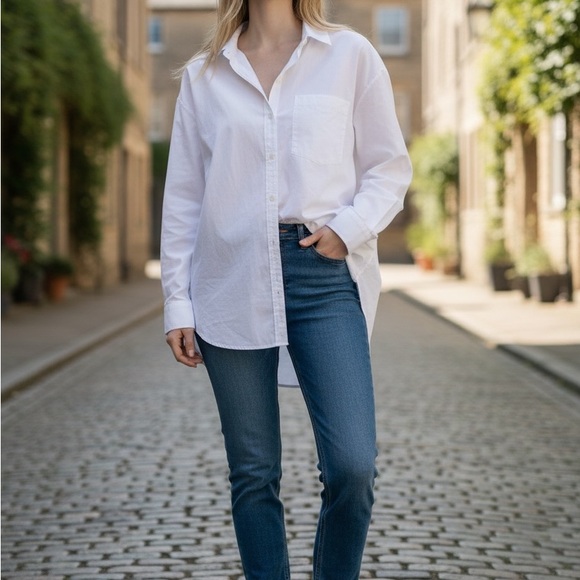 LOFT Tops - LOFT Crisp White Casual Button Down Shirt size large